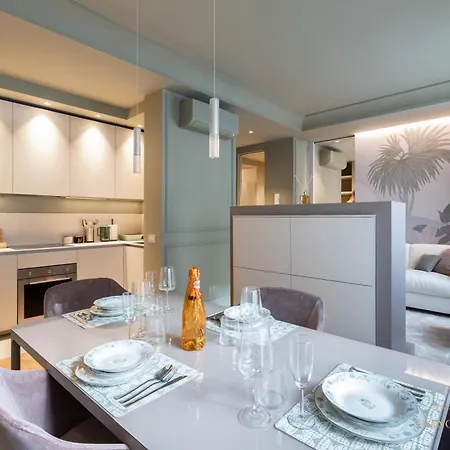 Franceschi - 50mt To Metro, Gem With Luxury Design, A-c, Panoramic View